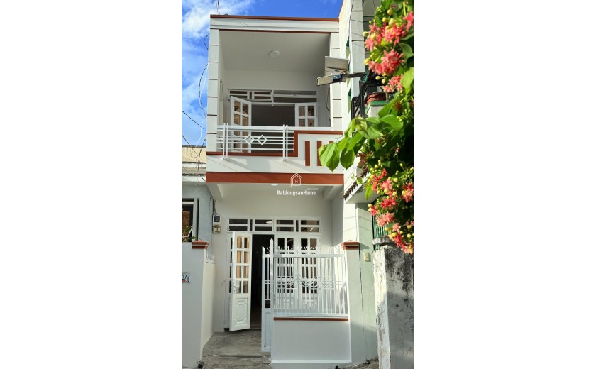 Bán nhanh nhà 2 tầng hẻm Thủy Xưởng – gần Lotte – 2,5 tỷ